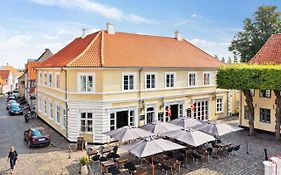 Hotel Pa Torvet